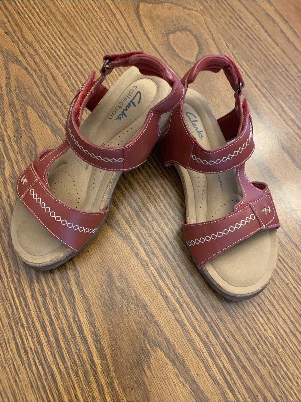 Clarks Comfort Collection Red Leather Adjustable Strap Sandals